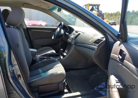 2010 Hyundai Sonata Gls from USA, damaged, VIN 5NPET4AC3AH584296